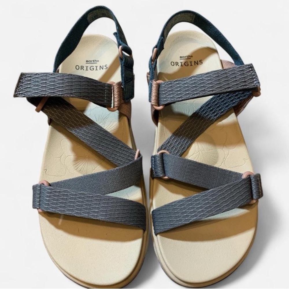 Earth Origins Women's Gray Strappy Sandals